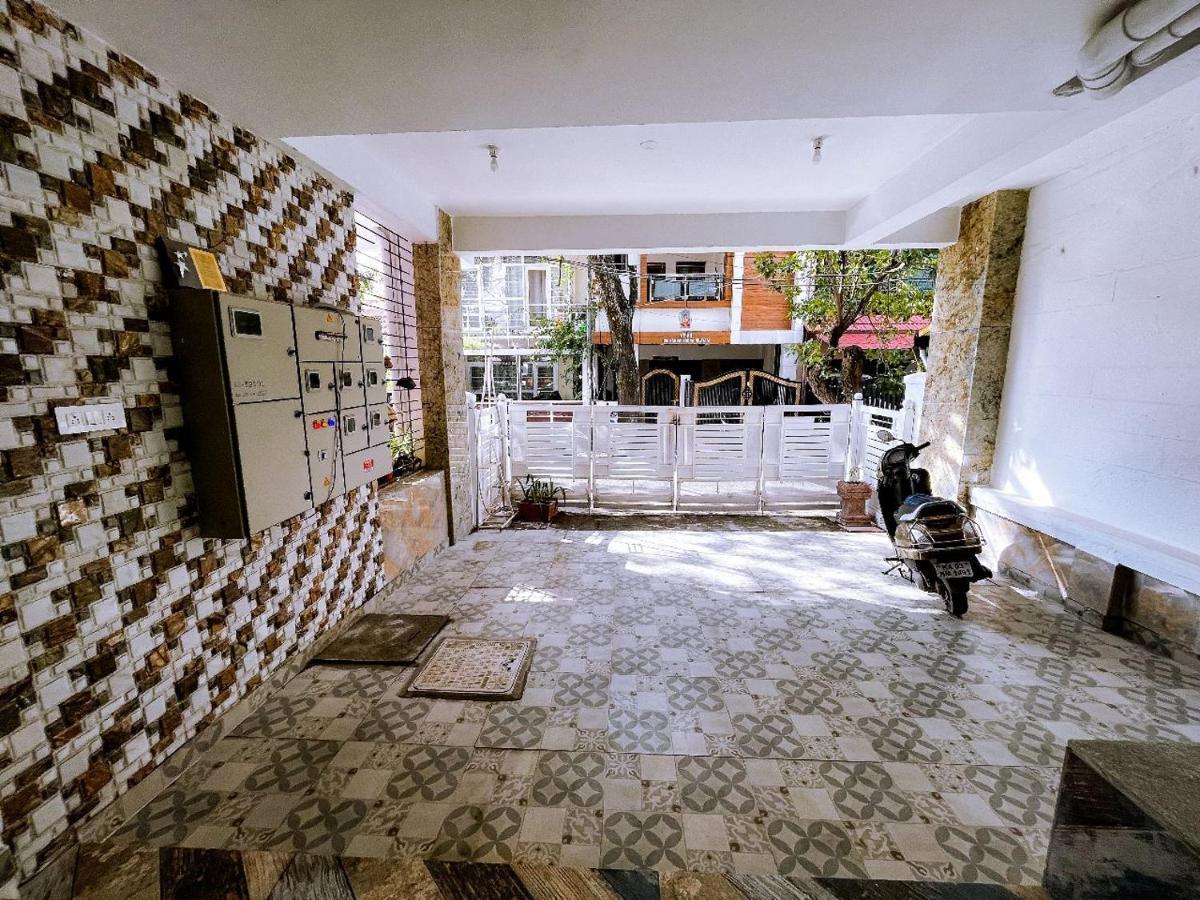 Rvr Abode -Private Rooms Bangalore Bagian luar foto